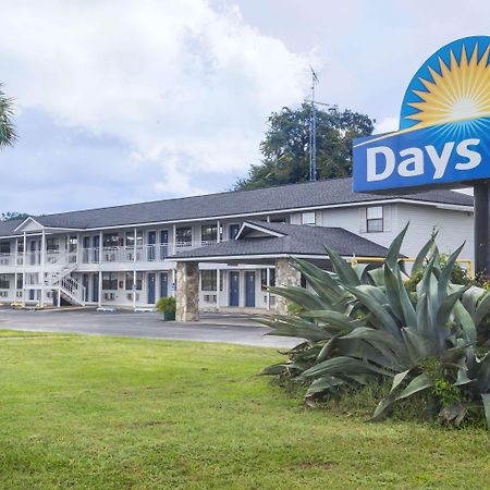 Days Inn By Wyndham Мадисън Екстериор снимка